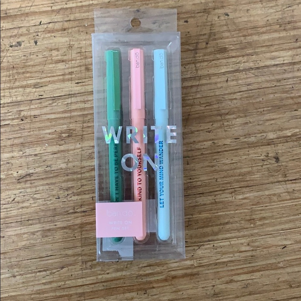 band.dō write on pens with quotes engraved